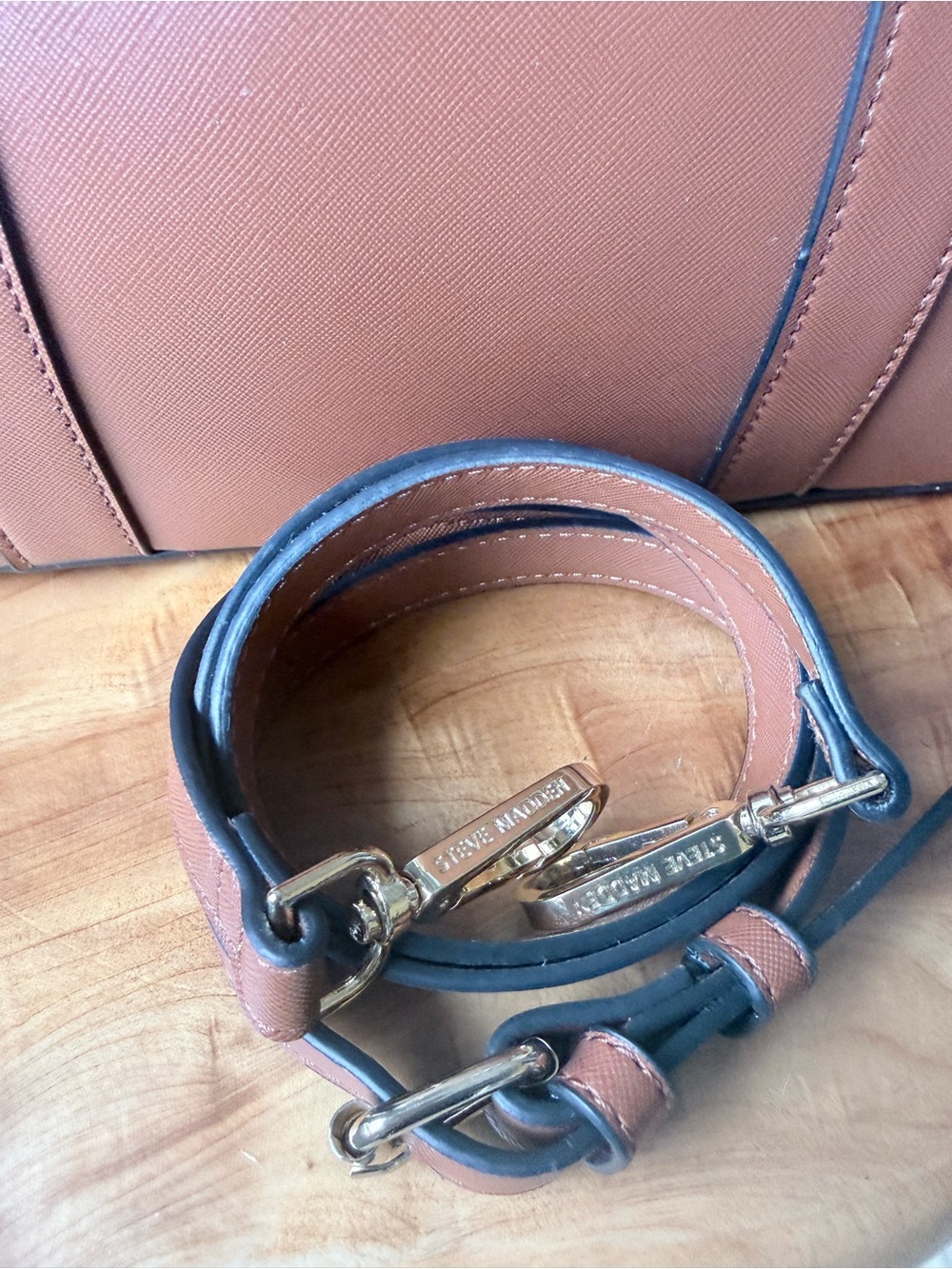 Steve Madden Cognac Satchel Crossbody Top Handle Bag Gold Hardware EUC - Picture 4 of 7